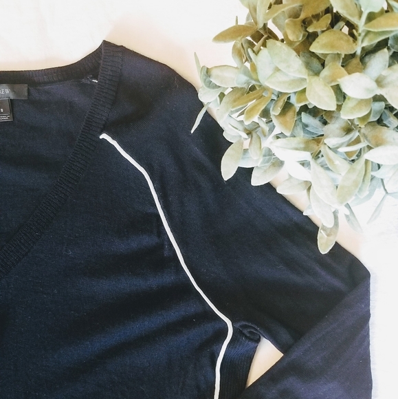 J. Crew v-neck sweater - Picture 2 of 4